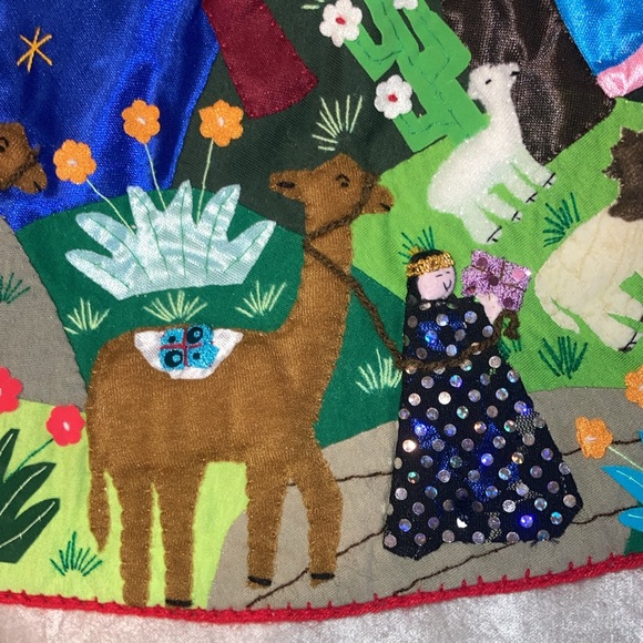 Exquisite Handmade In Peru CIAP Christmas Tree Skirt - Picture 13 of 17